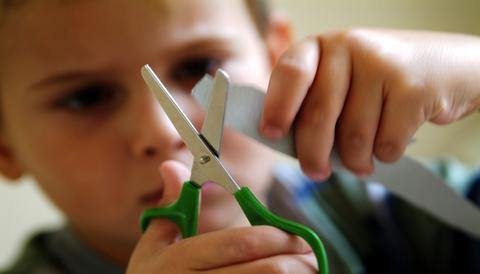 The Importance of Bilateral Coordination in Infants and Children from an OT - EazyHold
